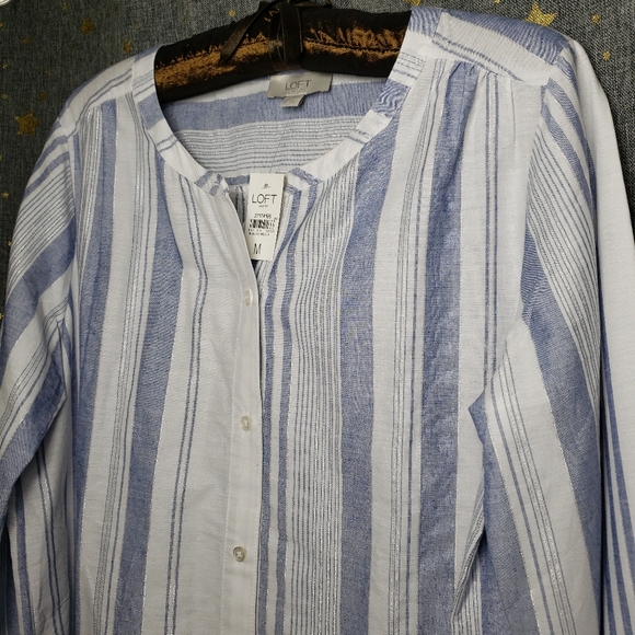 NWT Loft long-sleeve button-up Shirt - Picture 3 of 13